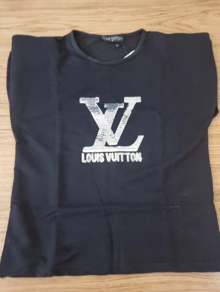 بلوزة لويس فيتون